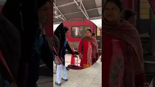 Public Reaction 🫣 Tallest Boy Of Bihar #youtubeshort #thebigman #viralshort plz Like & Share 🙏
