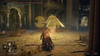 Godfrey First Elden Lord Boss Fight