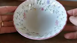 Johnson Brothers Summer Chintz China Dessert Bowls