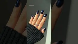 almost black polishes are stunning for fall & winter 💙🖤 OPI All Night Strong in 2 coats #nails