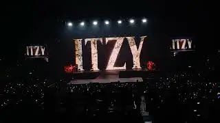ITZY - Extended Band Intro + Not Shy | ITZY 2ND WORLD TOUR [BORN TO BE] in London