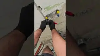keukenleidingen verleggen #waterleidingen #keuken #plumber