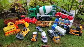Mencari dan Merakit Mobil mobilan Truk Molen Besar Mobil Bulldozer bongkar pasang Truck Crane Damkar