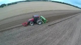 Rapssåning 2017 - Valtra T191 + Amazone AD403
