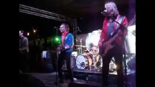 The Noise FM - 'Ghost In The Microphone' (Live) @ SXSW 2014