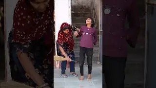 Maa Ne jhaadu se mara village family funny video #maa #funny #shorts #viral #village
