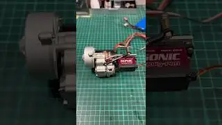 dig gearbox metal scx10 #rcadventure #rcoffoad #axial #offroad