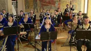 Armenian traditional Folk song //Ասյա Երեմյան - Սարեն եկավ ձիավոր