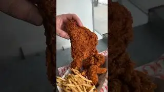 Some of the BEST Fried Chicken in NYC is coming out of Blue Ribbon Fried Chicken! 🍗🔥 #DEVOURPOWER