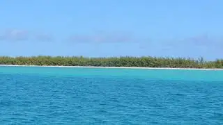 Approaching Powell Cay