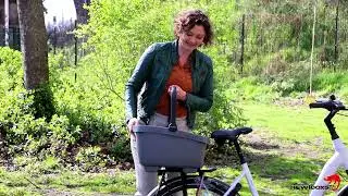 New Looxs Clipper MIK - Attaching and detaching basket on bicycle with MIK carrier