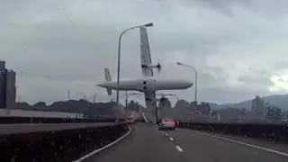 Spectaculaire accident d'avion &agrave; Ta&iuml;wan, des passagers ont surv&eacute;cu
