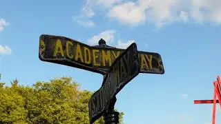 S02E37: Carl Milles&rsquo; sculptures along Academy Way