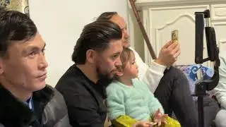 دمبوره با آقای ضرغام  در شب تولد مبین احمدی در خانه  صالح احمدی شب سال نو ۲۰۲۶