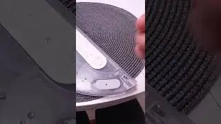 робот пылесос не подает воду на тряпку. нужно создать не большое давление в емкости с водой