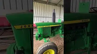 Beautiful John Deere 2020 restoration! #tractor #johndeere #2020 #restoration
