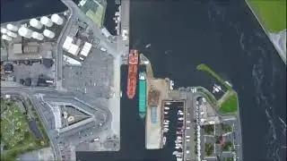 Extreme Skill - Ship Crossing A Narrow Channel