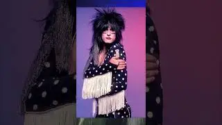 Shitty Guitar School: Big Secret Revealed, Nikki Sixx, Singing?  #metal #guitarschool  #metalfans
