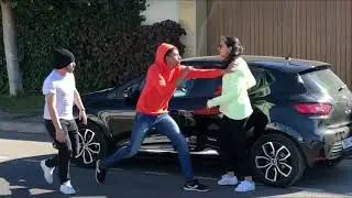 Comment se d&eacute;fendre contre plusieurs agresseurs en voiture - L'EXPERT IBTISSAM CHARIJI