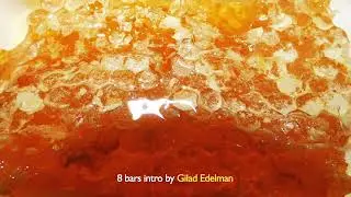 Sweet Honey Bee (Duke Pearson) Backing track + music sheet