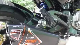 ROUSER 135 LS black edition