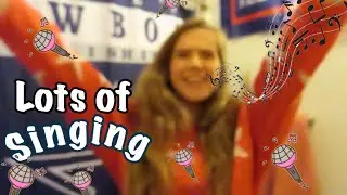 LOTS OF SINGING  (VLOGMAS DAY 4)