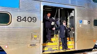 Metra Commuter Train Door Closing Series ⚠️ Caution ⚠️ The Doors Are About To Close ⚠️ Part 43