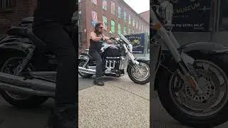 BIG DOG 2300CC TRIUMPH ROCKET III September 12, 2023