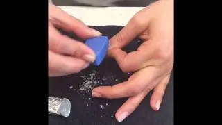 How To Tuesday: Removing Gel Nails