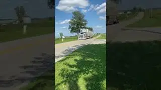 Crazy ass bull haulers￼