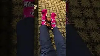 Raisin Bran 🧦 Tonight! #livestreaming #socksaddict #bigfoot #thirdshift #subscribe