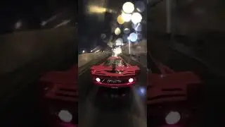 Ferrari F40 revving it up in the rain!