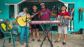 YA REGRESÓ SOLEDAD • Echando el Palomazo con los amigos