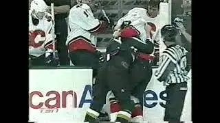 Shean Donovan vs Steve Ott - Oct 29, 2003