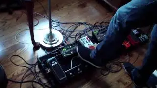 Demo Using Pigtronix Infinity Looper as a Midi Slave to Logic (and Kontakt 5)