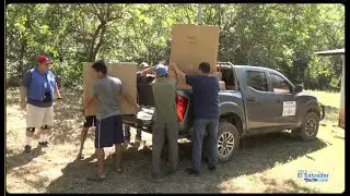 ENTREGAS DE JUGUETES A NIÑOS DE CANTONES HUMILDES EN EL SALVADOR