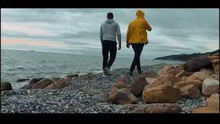 На небесах только и говорят о море/(In heaven, they only talk about the sea).
