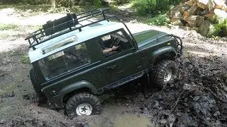 RC Mud Bogging Trials - Gelande II D90 Land Rover & Axial SCX10