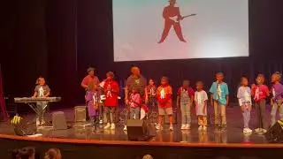 Blues Kids Choir sing Ray Charles. &ldquo;What I say!&rdquo;