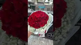 Red roses delivery Ha Noi #floristhanoi #hanoiflowers #hanoiflowershop #redrosebouquet #lovebouquet