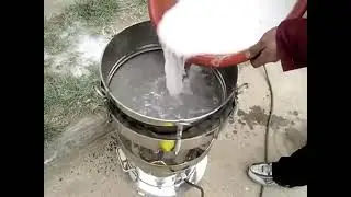 High -frequency vibration sieve for latex paint filter