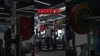 Squat 225kg #powerlifting
