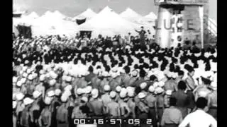 Roma La visita del Duce al campo Mussolini degli avanguardisti dei fasci all'estero