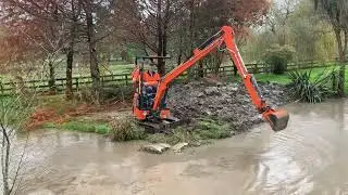 Hitachi zx17U-5 mini longreach with 6 metre reach