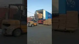 Efficient Shipment Loading of Premium Medical Devices | Reliable Medical Equipment Delivery