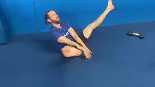 Straddle V sit up