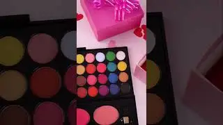 Unleash your inner artist with our vibrant eyeshadow palette &mdash; endless looks, endless possibilities
