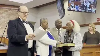 Bainbridge swears in first African American woman elected as mayor