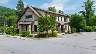 1 Monticello Village Rd., Weaverville, NC