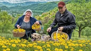 Making Dandelion Honey and Cake in a Ukrainian Village